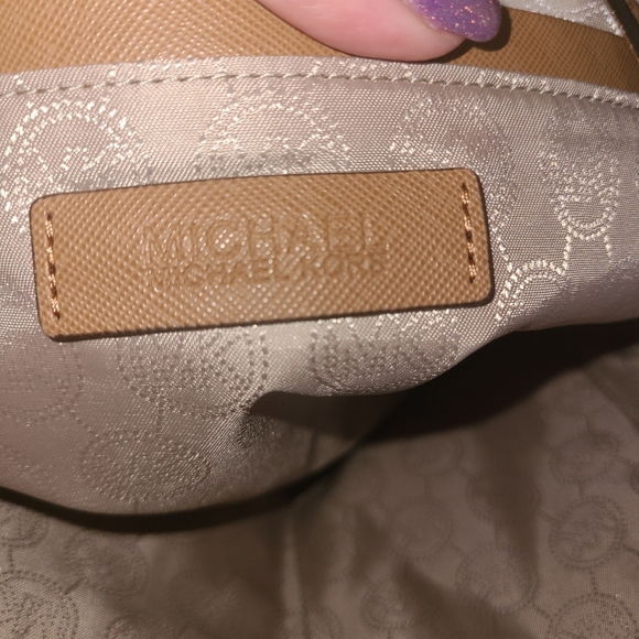 Authentic Michael kors - Picture 7 of 9